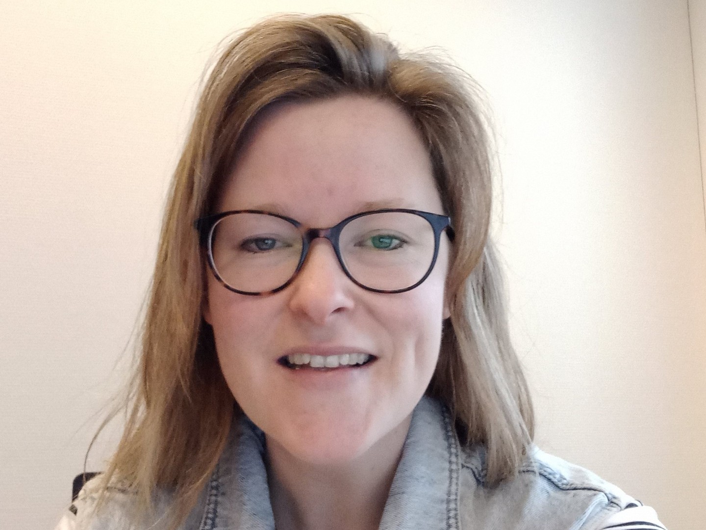 Regina Westenbroek Liggend