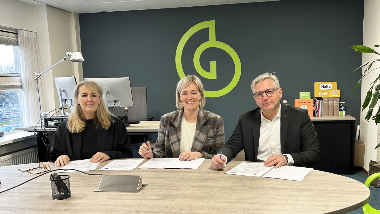 Tekenmoment Livio, Liberein, SAT